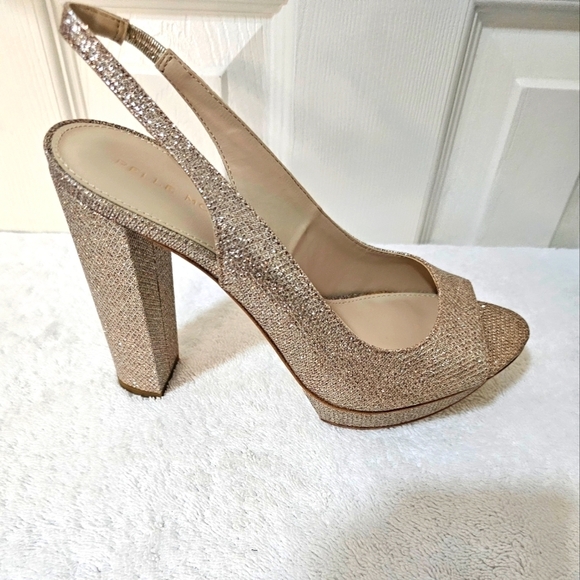 NWT Pelle Moda Palma Slingback Sandal w 4" 3/4 heel & 1" platform 9M Plat Gold - Picture 5 of 8